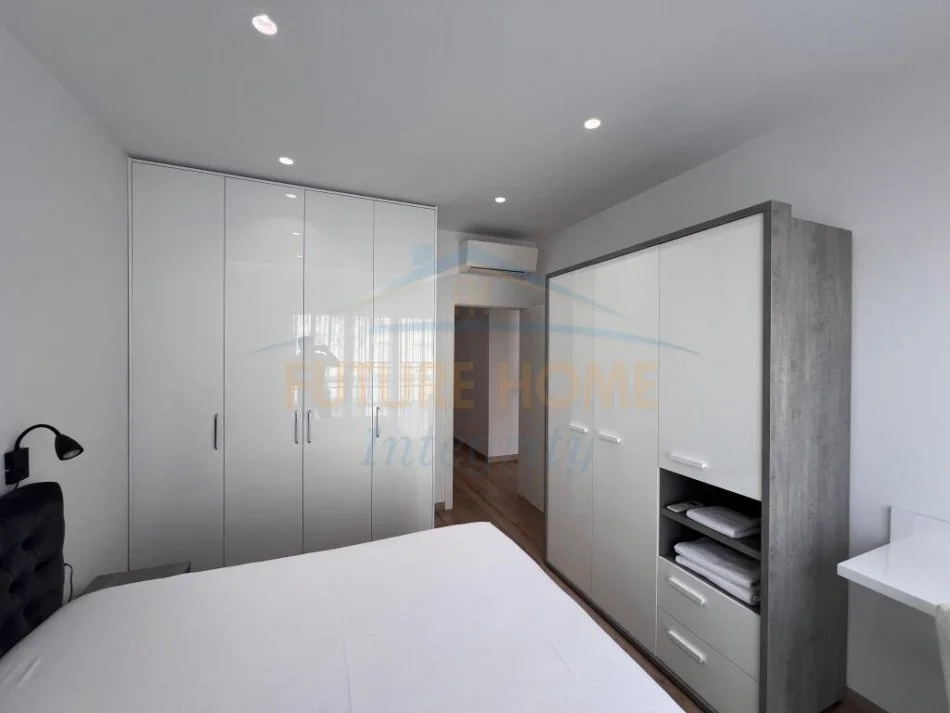 Tirane, jepet me qera apartament 1+1 Kati 2, 70 m² 1.100 € (RRUGA E ELBASANIT TIRANE)