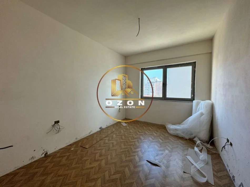Apartament 1+1 për qira , i mobiluar, tek Ish Fusha e Aviacionit!