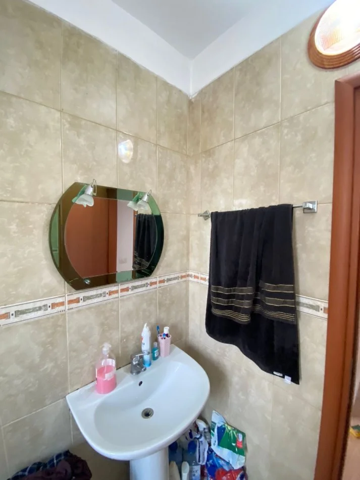 Tirane, shitet apartament 1+1+Ballkon Kati 4, 76 m² 130.000 € (Kodra e Diellit)