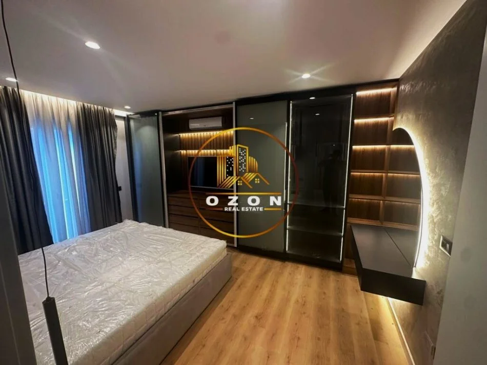 Super Apartament 2+1+2 me Post Parkimi për Shitje tek Liqeni i Thatë!