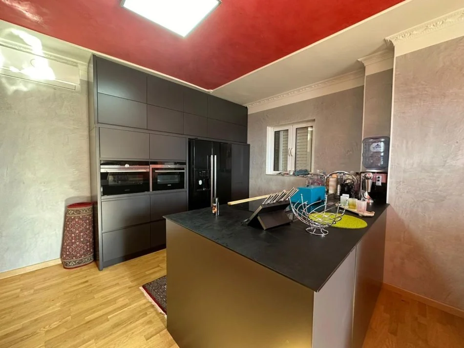 Sarande, shitet apartament 2+1 Kati 4, 100 m² 155.000 € 