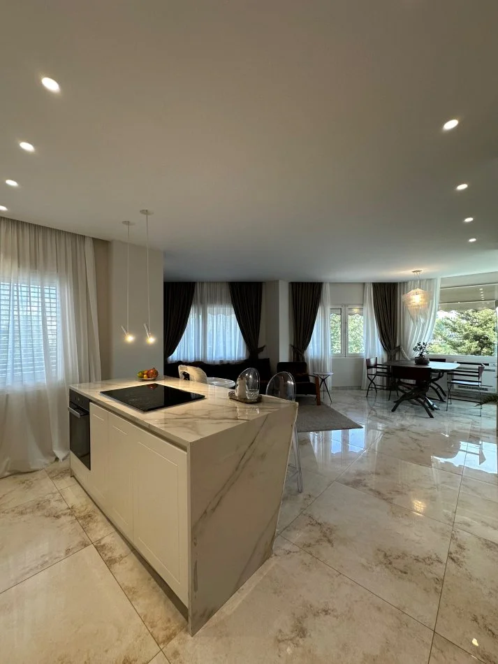 Tirane, shitet apartament 2+1 Kati 1, 117 m² 270.000 € (Liqeni i Thate)