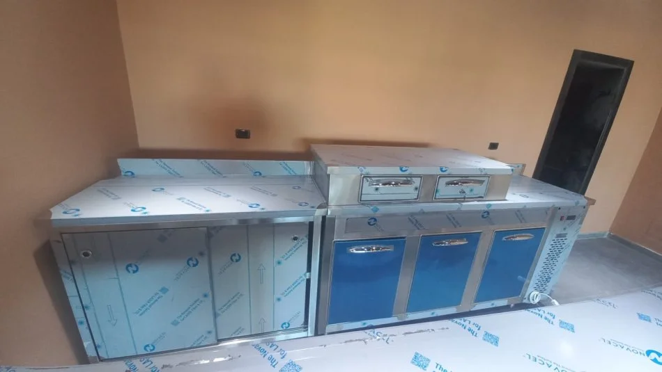 Tirane, jepet me qera lokal Kati 0, 135 m² 1.000 € (afer spitalit Amerikan 2)