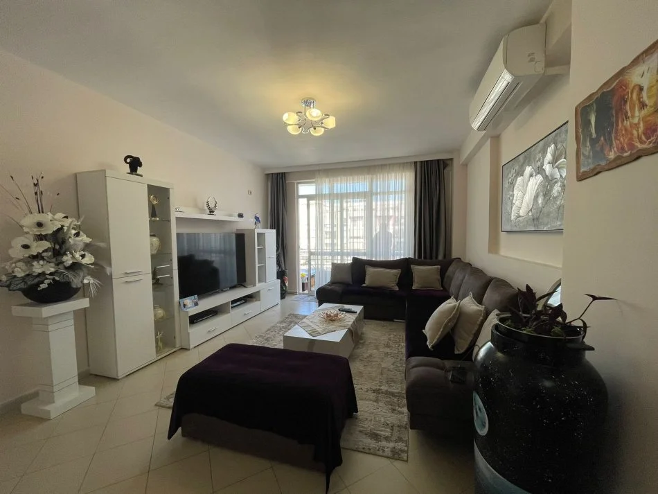 Tirane, shitet apartament 2+1+Ballkon Kati 5, 109 m² 141.000 € (Astir)