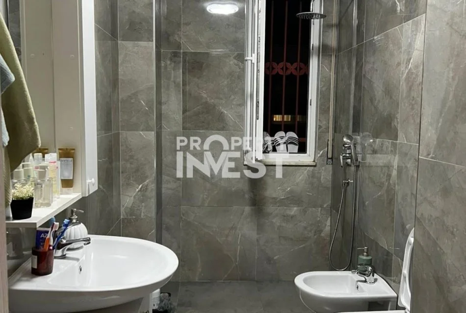 Tirane, shitet apartament 1+1+Aneks Kati 2, 62 m² 110.000 € (SELITE)