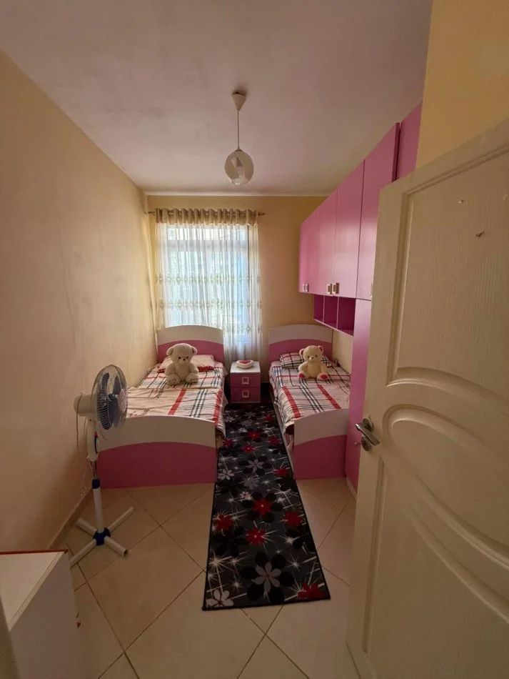 Tirane, Apartament 2+1 per qira   (Kinostudio) 500 Euro