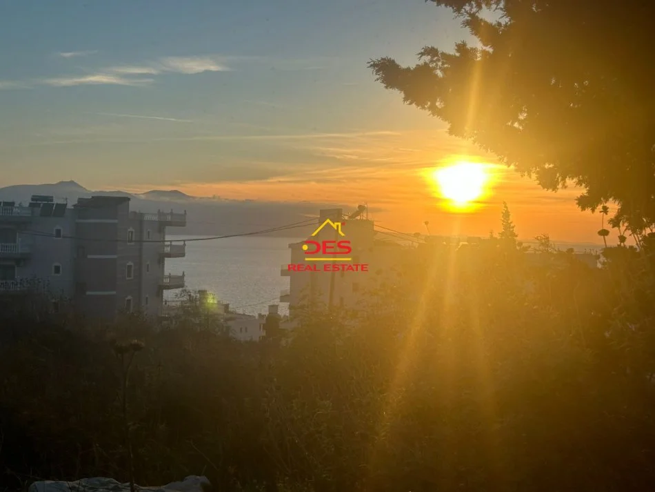 Sarande, shitet truall , 342 m² 60.000 € 
