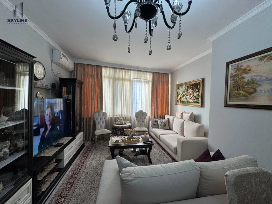 Tirane, shitet apartament 3+1+Ballkon Kati 7, 141 m² 180.000 € (Astir)