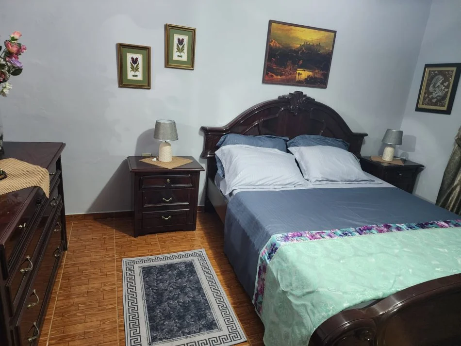 Tirane, jepet me qera apartament 2+1 Kati 4, 78 m² 550 € (Rruga Elbasanit, Instituti i Higjenes)