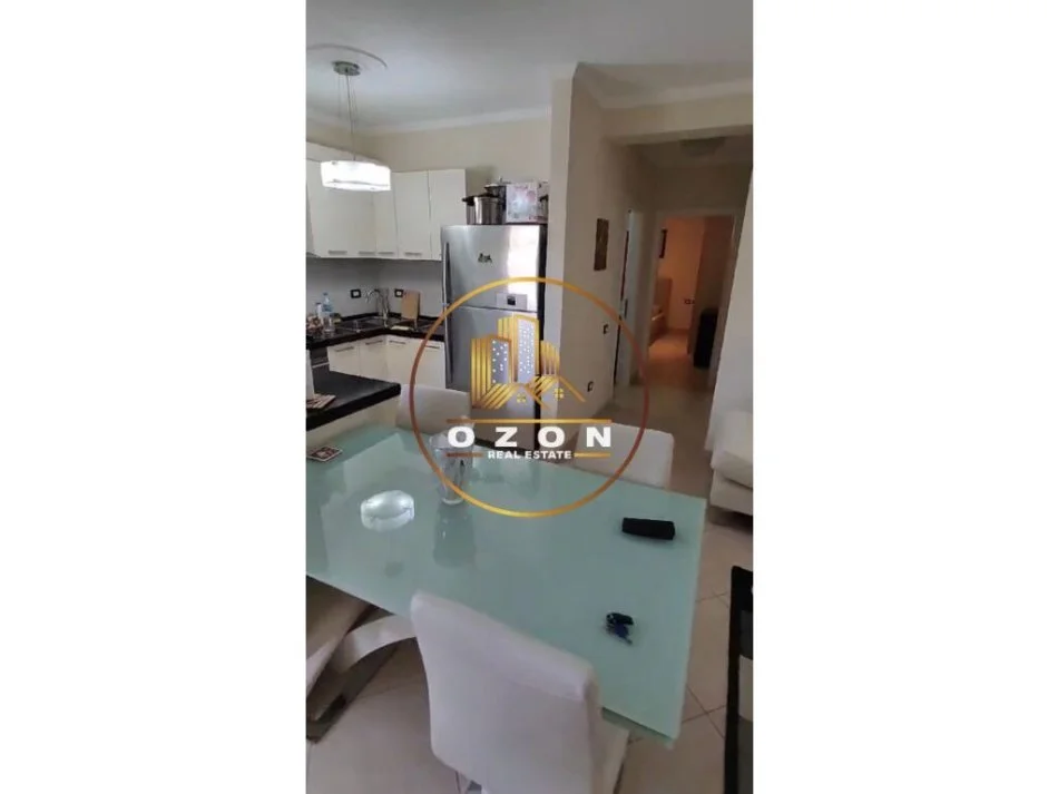 Apartament 2+1+2+Parking për qira tek Kopshti Botanik !