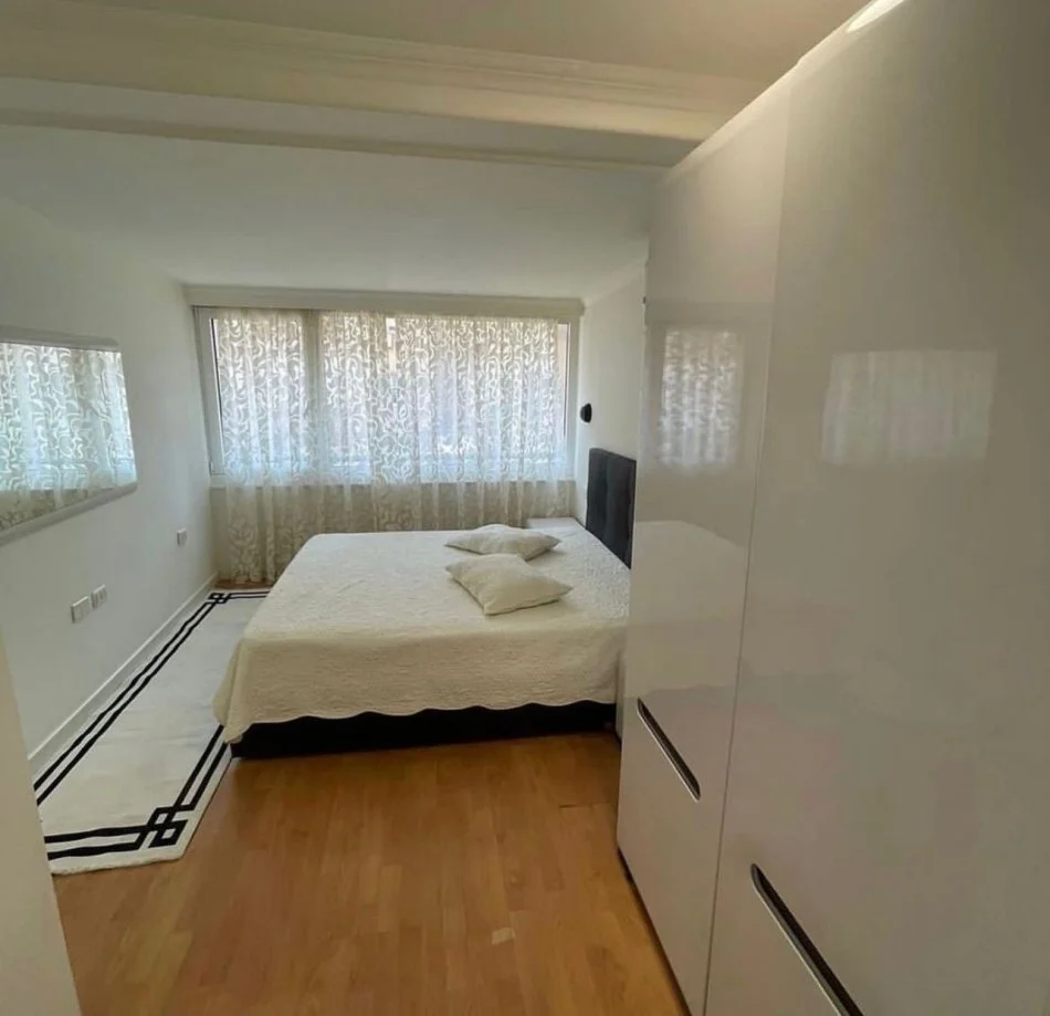 Tirane, jap me qera apartament 2+1 Kati 2,