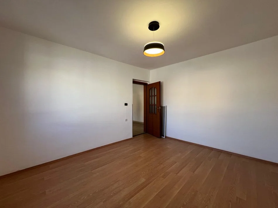 Tirane, shitet apartament 3+1+Aneks+Ballkon Kati 4, 95 m² 145.000 € (Rruga 4 Deshmoret)