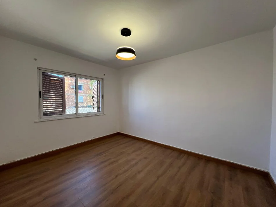 Tirane, shitet apartament 3+1+Aneks+Ballkon Kati 4, 95 m² 145.000 € (Rruga 4 Deshmoret)