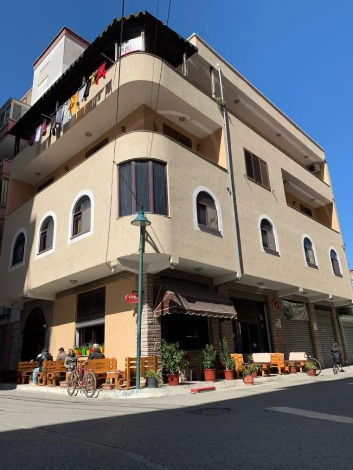 Durres, shitet Vile 3 Katshe , 140 m² 750.000 € (Ish rajoni)