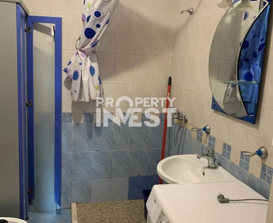 Tirane, jepet me qera apartament 2+1+Aneks+Ballkon Kati 1, 100 m² 700 € (Komuna e Parisit)