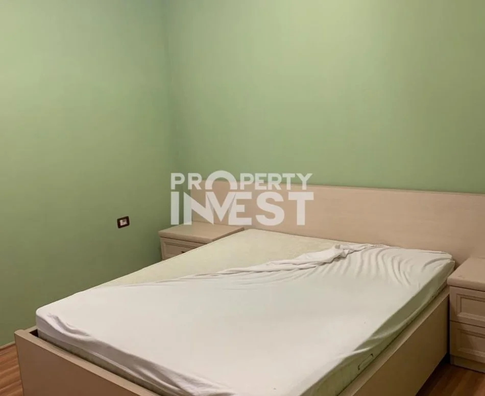 Tirane, jepet me qera apartament 2+1+Aneks+Ballkon Kati 1, 100 m² 700 € (Komuna e Parisit)