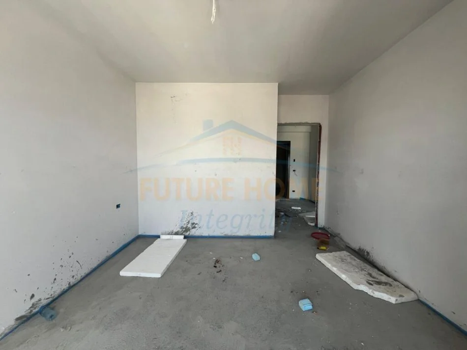 Tirane, shitet apartament 1+1 Kati 6, 65 m² 97.500 € (DOGANA TIRANE)