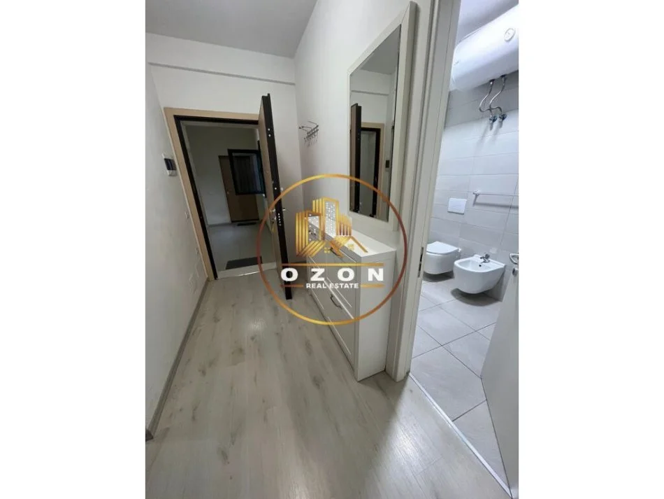 Apartament 1+1 me Qira tek Kompleksi Green City!