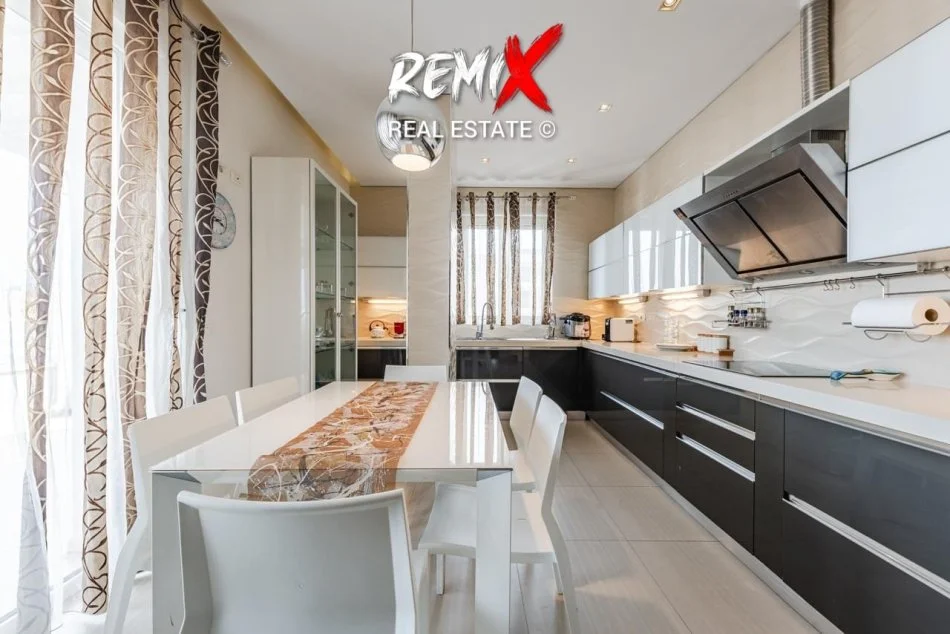 Durres, shitet apartament duplex Dublex Kati 8, 290 m² 348.000 € 