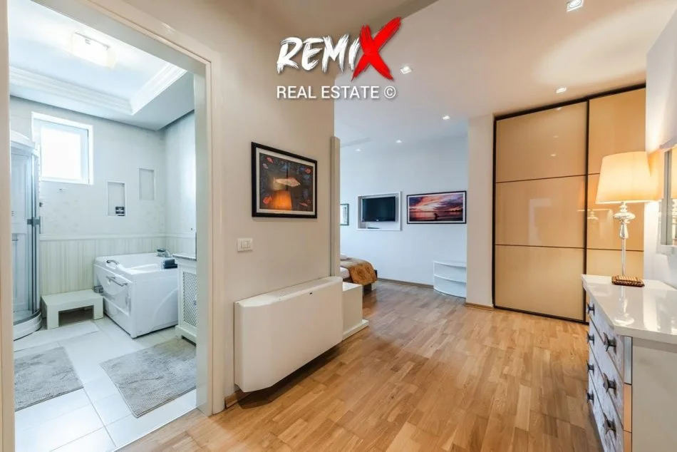 Durres, shitet apartament duplex Dublex Kati 8, 290 m² 348.000 € 