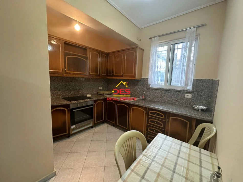Sarande, shitet apartament 2+1+Ballkon Kati 2, 104 m² 100.000 € 