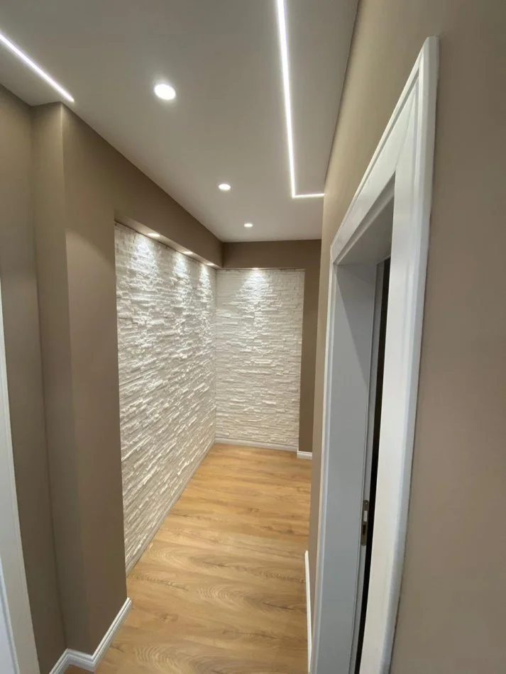 Tirane, shitet apartament 2+1+Ballkon Kati 7, 165 m² 98.000 € (Don Bosko)