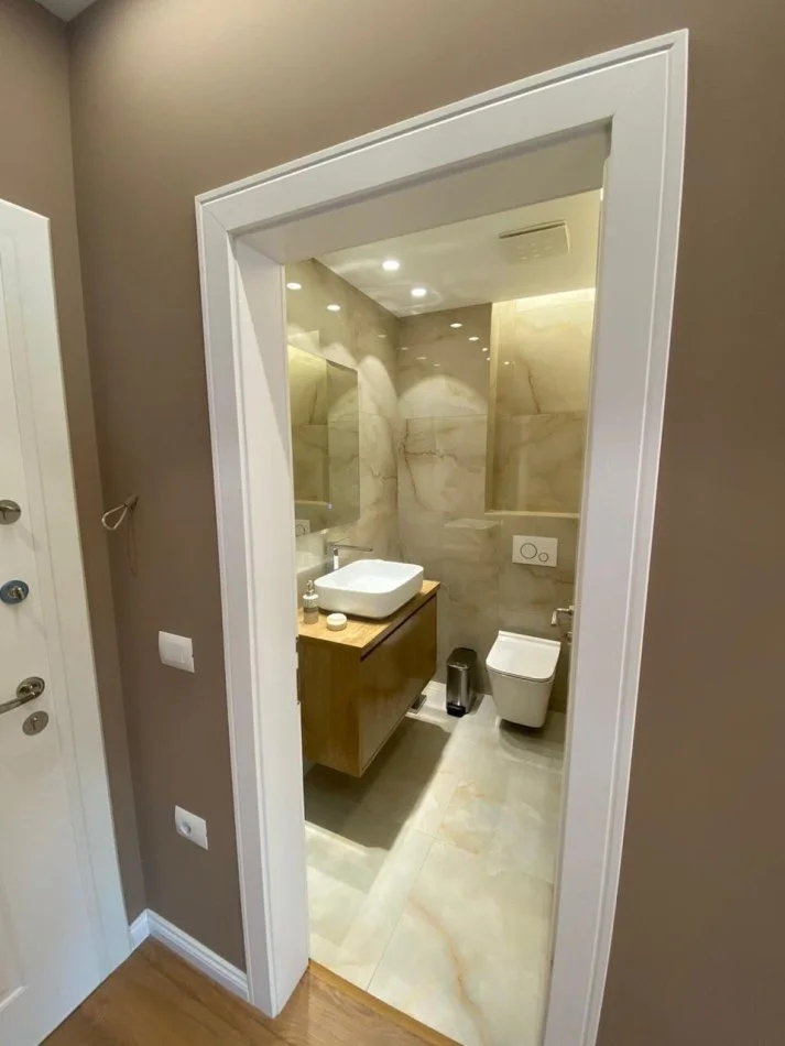 Tirane, shitet apartament 2+1+Ballkon Kati 7, 165 m² 98.000 € (Don Bosko)