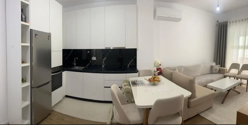 Tirane, shitet apartament 1+1+Ballkon Kati 2, 59 m² 82.000 € (Ali Demi)