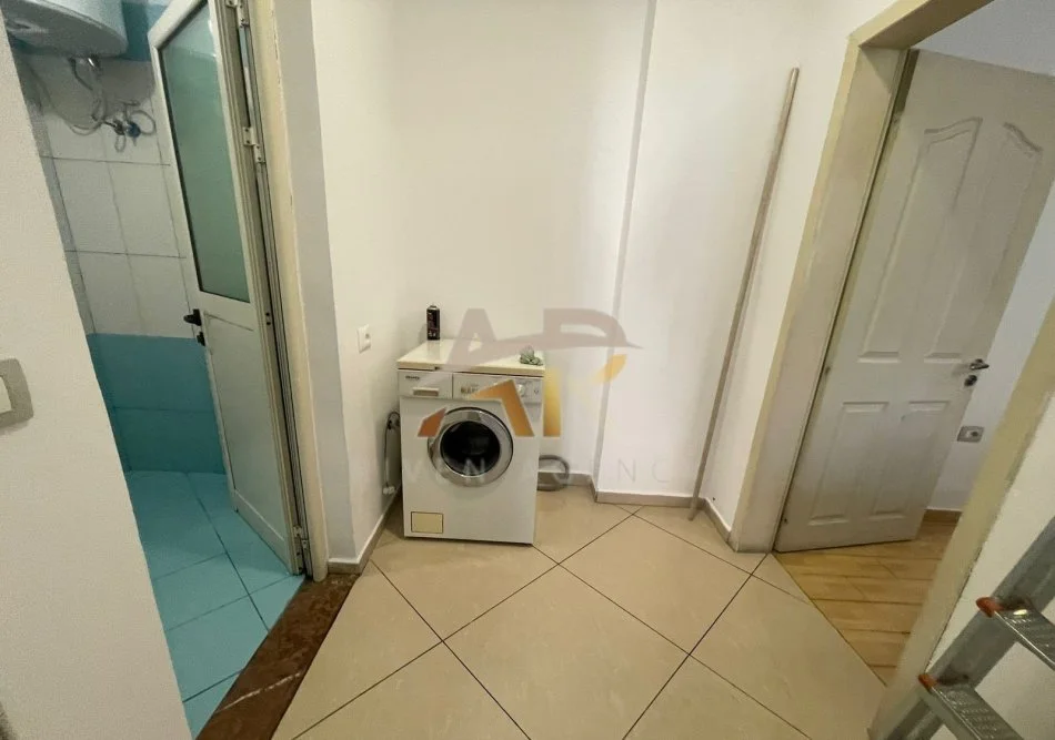 Tirane, jepet me qera shtepi 1+1 Kati 2, 60 m² 430 € (Kodra e diellit prane Big Market)