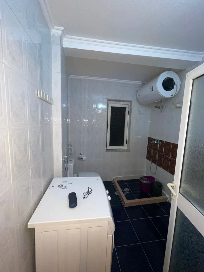Tirane, jepet me qera apartament 1+1 Kati 2, 78 m² 550 € 