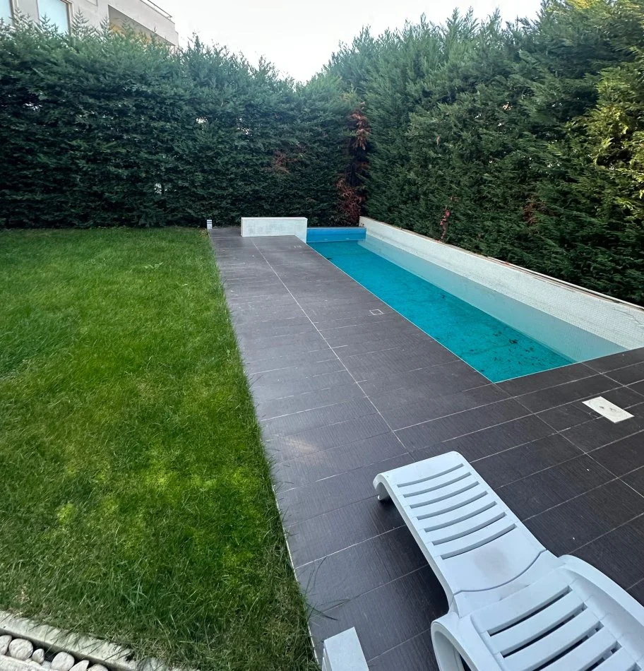 Tirane, jepet me qera Vile 3 Katshe Kati 4, 800 m² 3.900 € (TEG, SAUK)