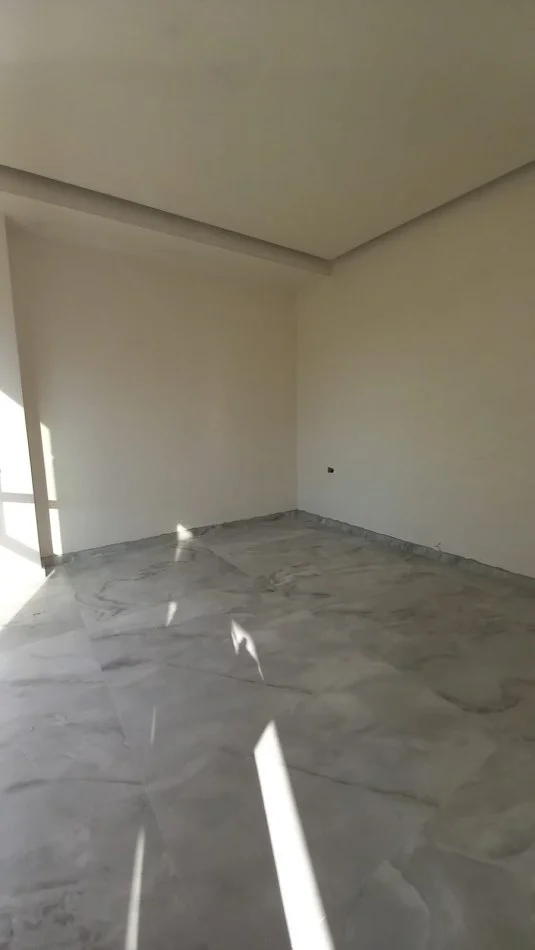 Durres, shitet apartament 2+1 Kati 2, 90 m² 235.000 € (Mali i Robit)