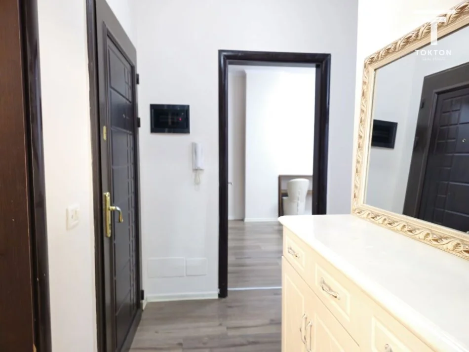 Tirane, shitet apartament 2+1 Kati 2, 96 m² 130.000 € 