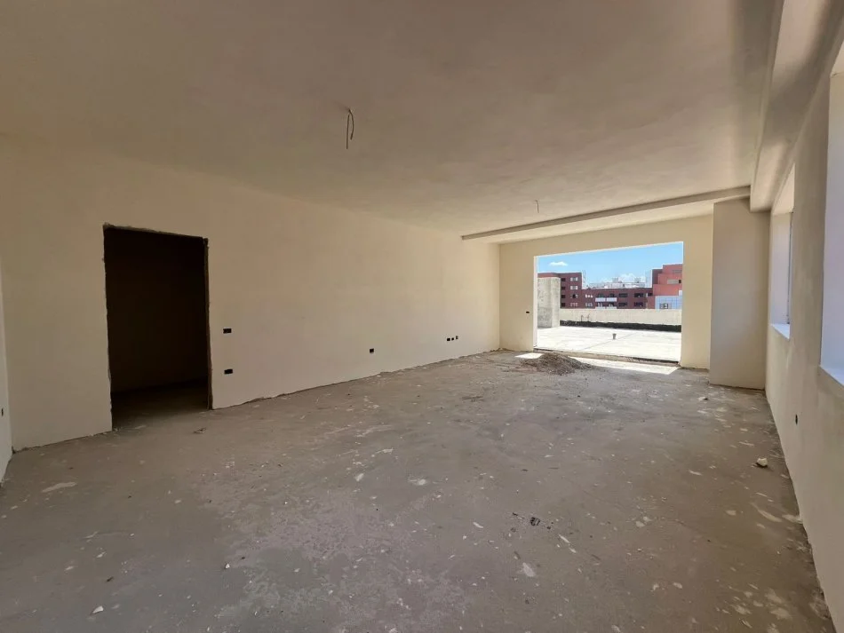 Tirane, shitet apartament 2+1+Ballkon Kati 6, 154 m² 250.000 € (Teodor Keko)