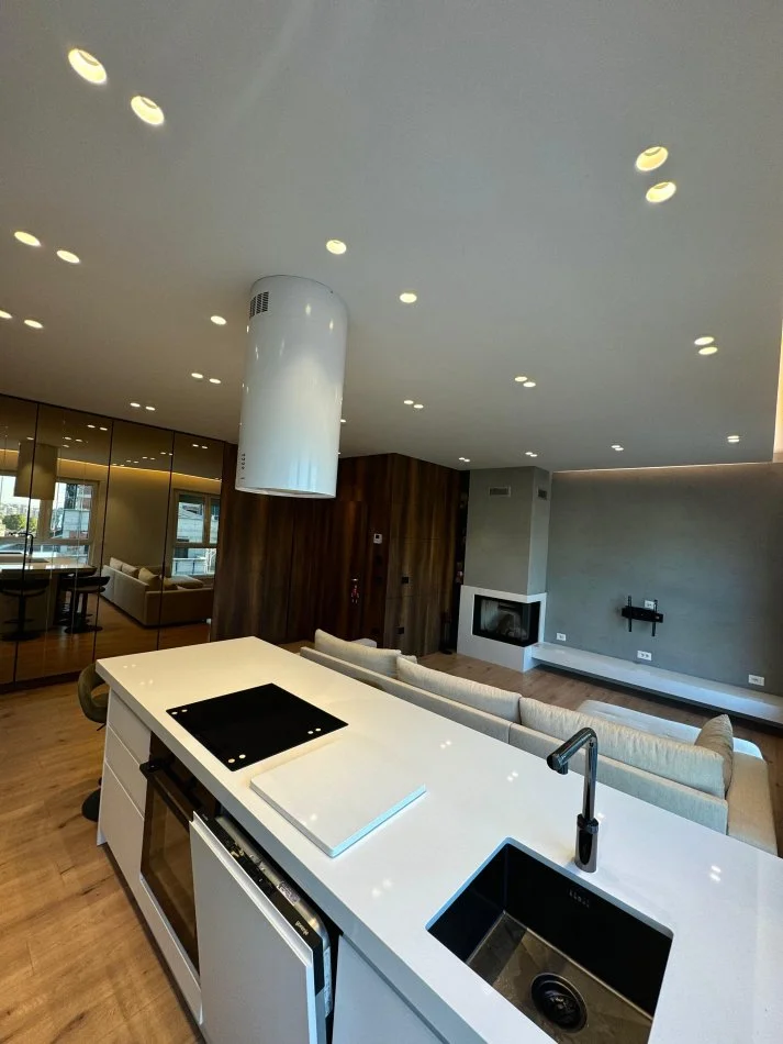 Tirane, shitet apartament 2+1 Kati 7, 100 m² 230.000 € (KARL GEGA TIRANE)