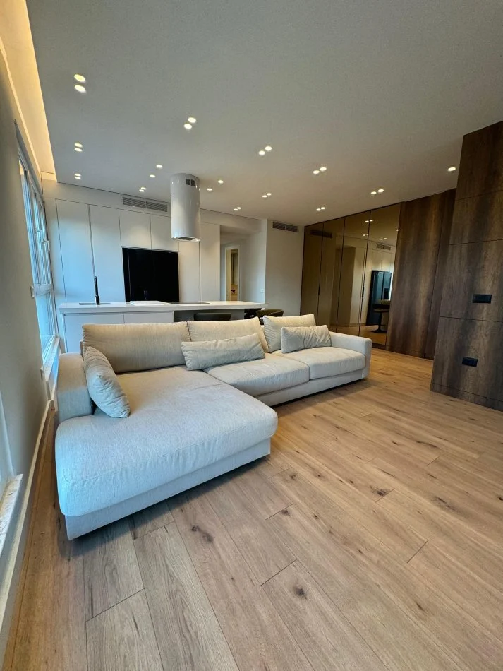 Tirane, shitet apartament 2+1 Kati 7, 100 m² 230.000 € (KARL GEGA TIRANE)