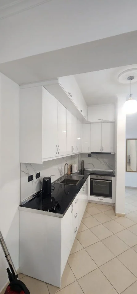 Durres, shitet apartament 2+1+Ballkon Kati 2, 110 m² 140.000 € (Shkembi i Kavajes)