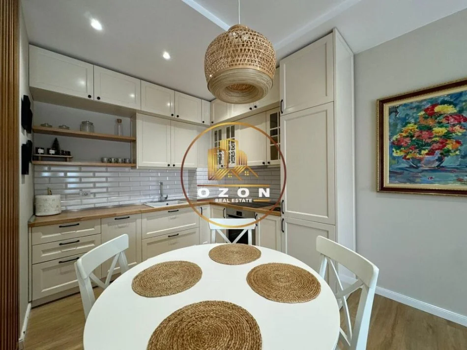 Apartament 2+1+2 për Qira Pranë Joenës ,21 Dhjetori!