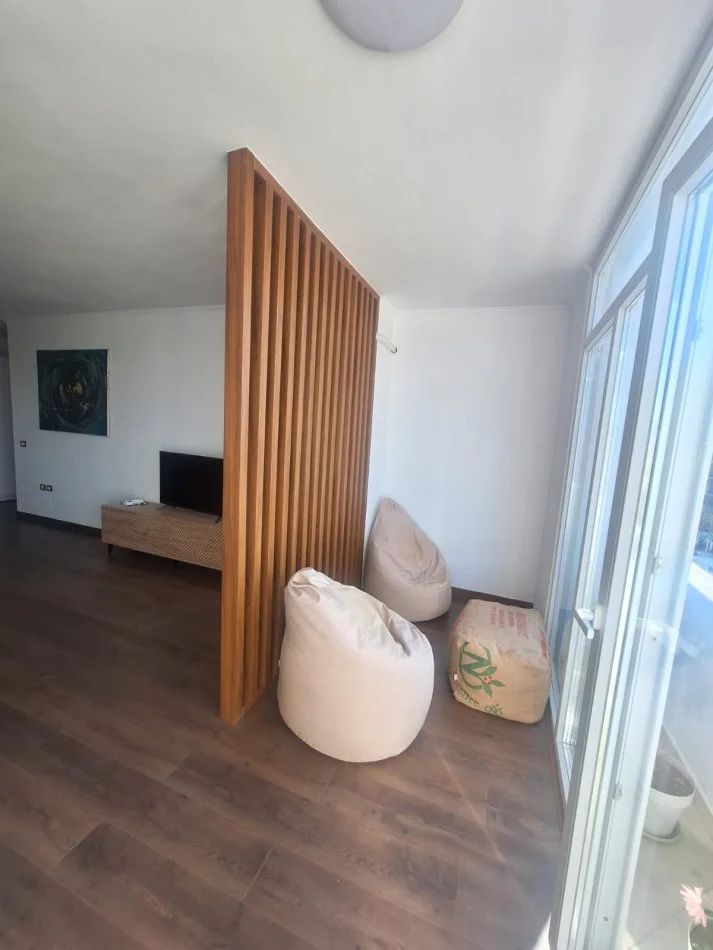 Tirane, jepet me qera apartament 2+1+Aneks+Ballkon Kati 5, 120 m² 700 € (don bosko)