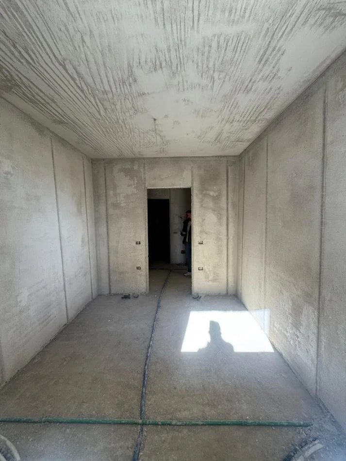 Tirane, shes apartament 2+1+Ballkon Kati 6, 86 m² 105.000 € (RRUGA LIDHJA E PRIZERENIT)