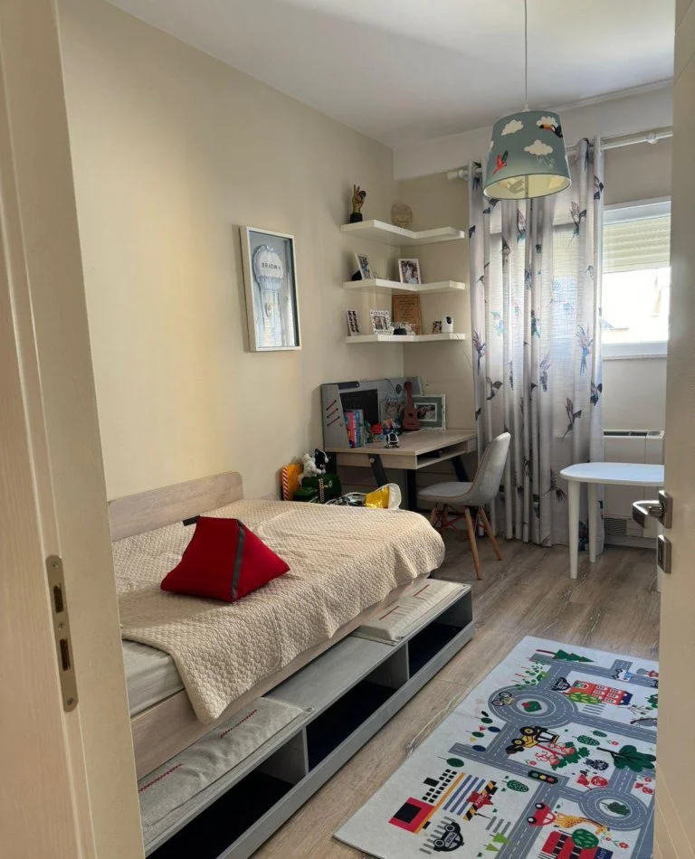 Tirane, shitet 2+1+Aneks+Ballkon Kati 3, 108 m² 235.000 € (Ali Demi)