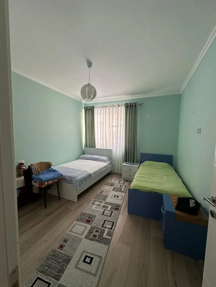 Tirane, shitet apartament 3+1+Ballkon Kati 2, 125 m² 215.000 € (koppshi botanik)