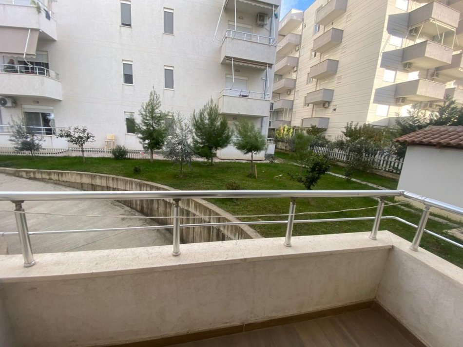 Durres, shitet apartament 1+1 Kati 1, 51 m² 92.000 €