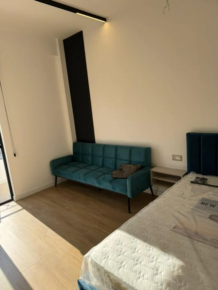 Tirane, shitet apartament 2+1+Ballkon Kati 5, 120 m² 198.000 € (laprake)