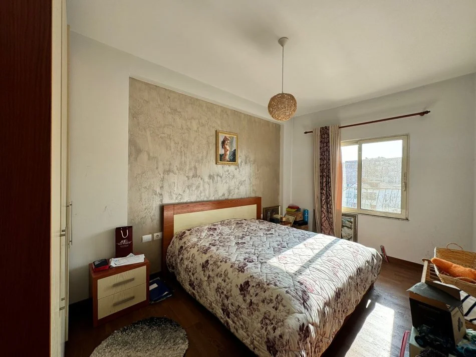 Tirane, shitet apartament 2+1 Kati 7, 97 m² 130.000 € (Fresk)