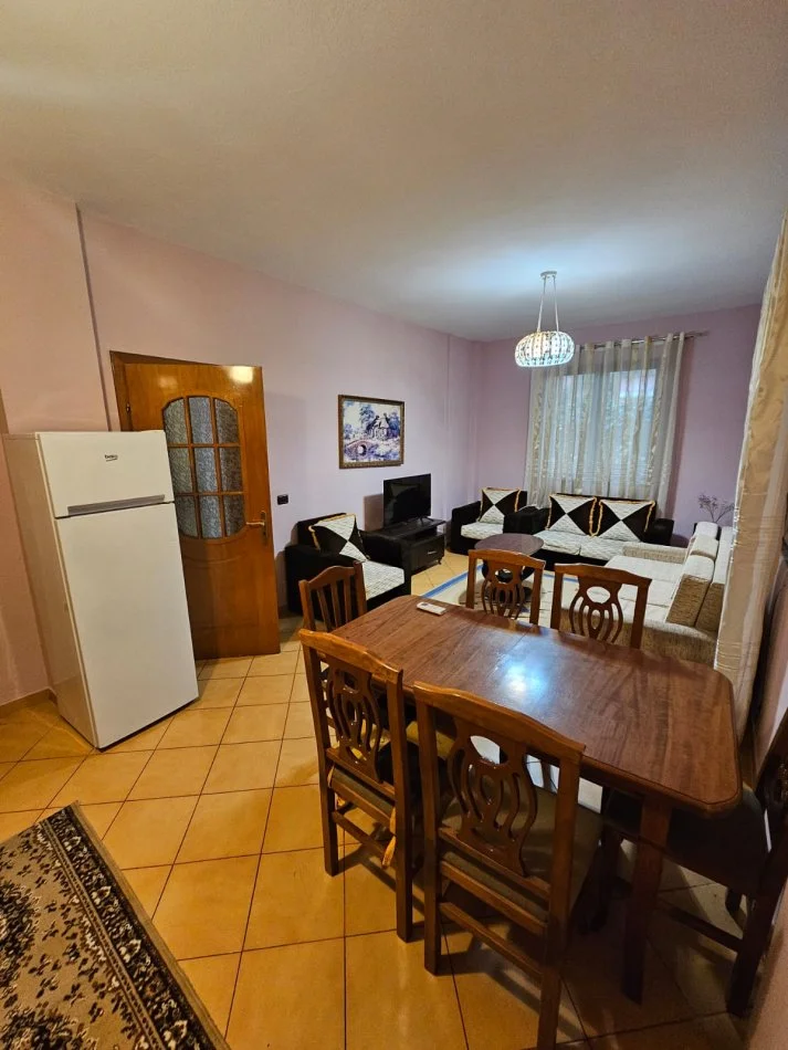 Tirane, jepet me qera apartament 2+1 Kati 2, 85 m² 400 € (don bosko)