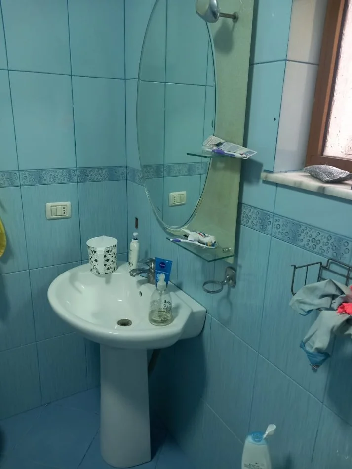 Tirane, jepet me qera shtepi 2+1+Ballkon , 110 m² 299 € i diskutushem