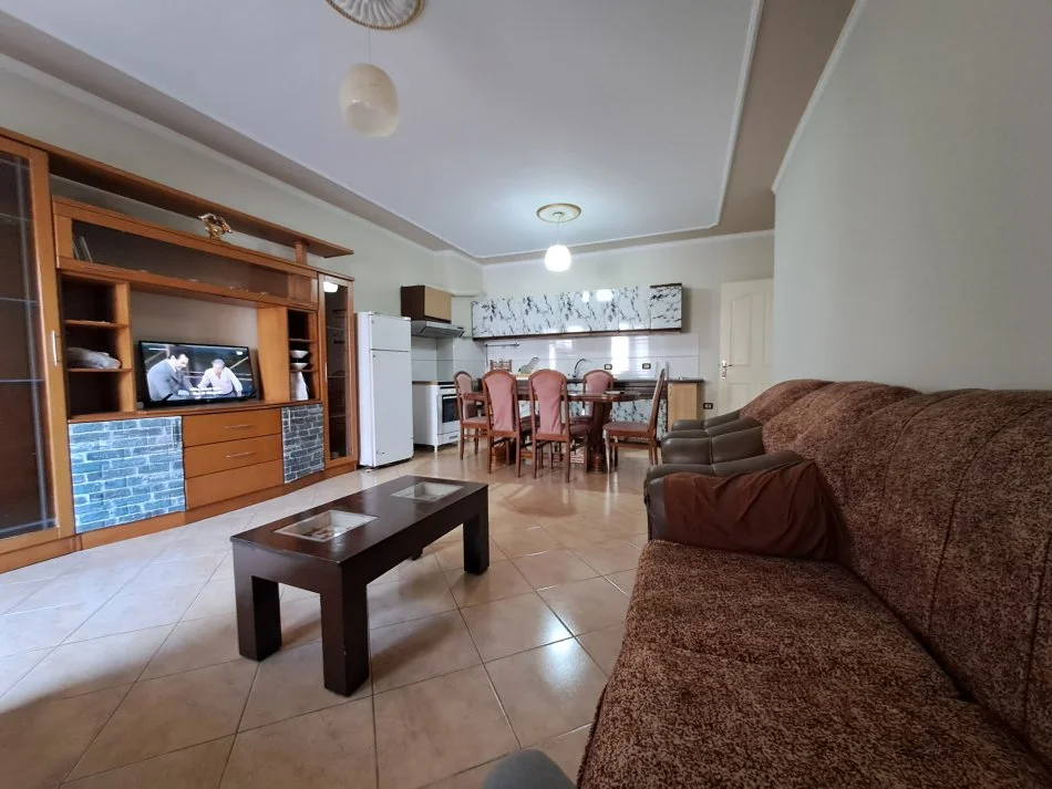 Tirane, Apartament 2+1+2 me qira Kati 2, 110 m² 400 € (Thoma Filipeu)