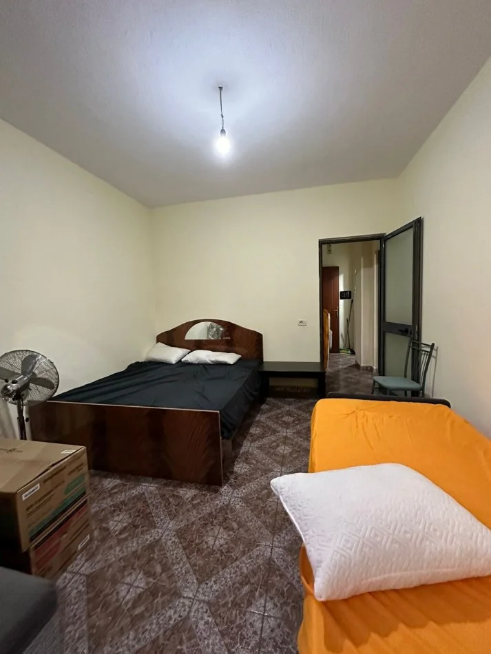 Durres, shitet apartament 1+1+Ballkon Kati 2, 54 m² 50.000 € (Golem)