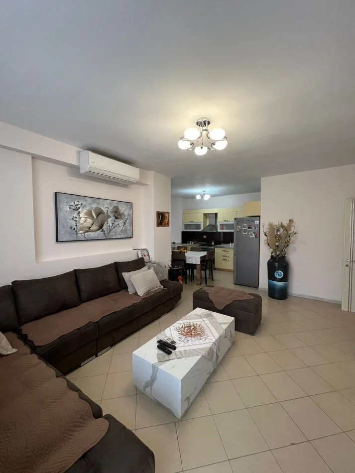 Tirane, shitet apartament 2+1+Ballkon Kati 6, 109 m² 140.000 € (Azem Galcia)